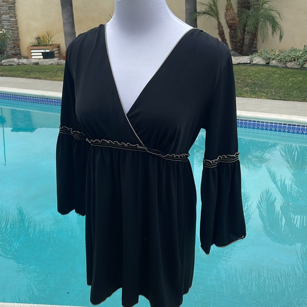 3/4 sleeve Black Peasant top with white trim by Max Studio | SZ XS - fit…